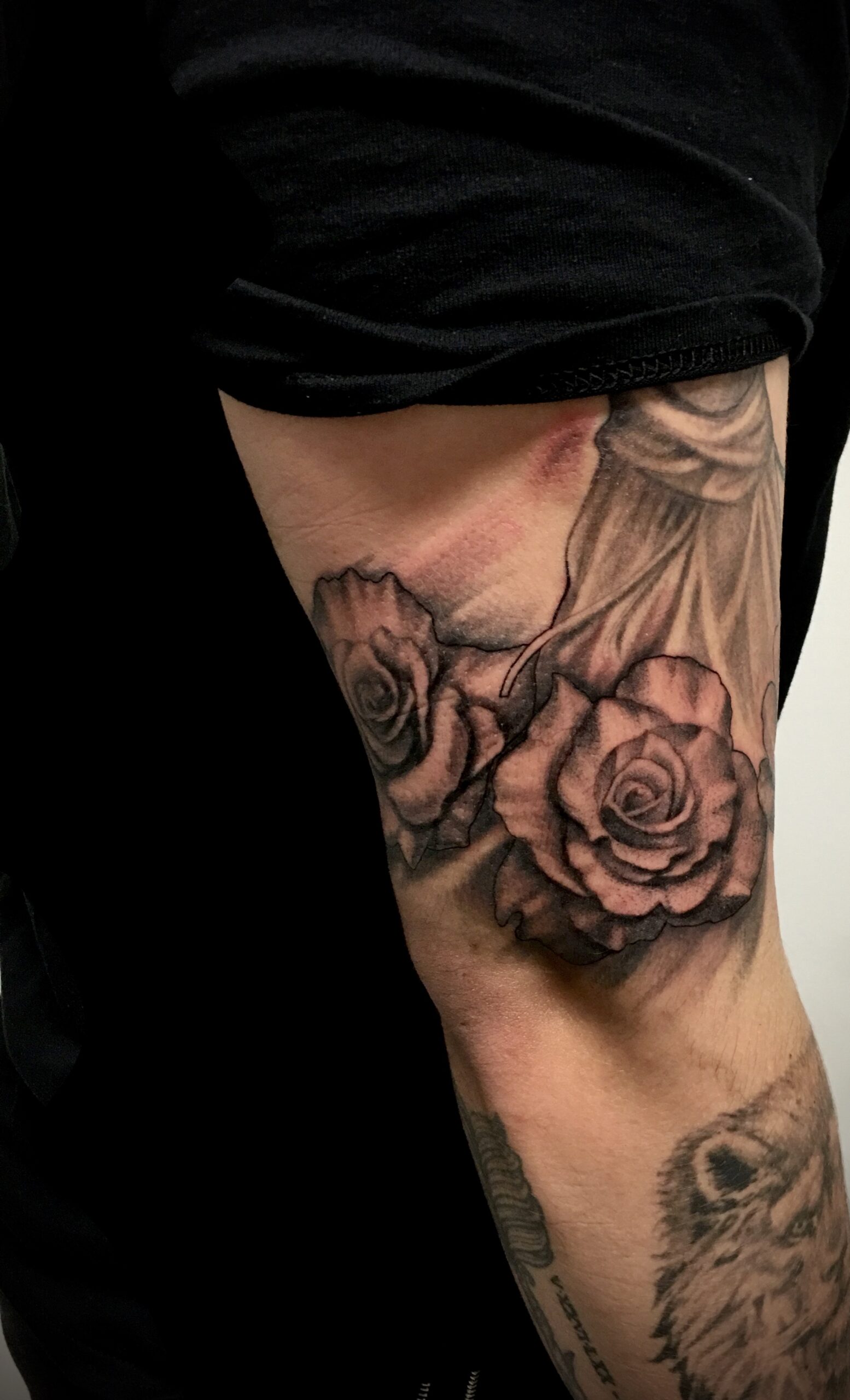 Icon Tattoo and Piercing